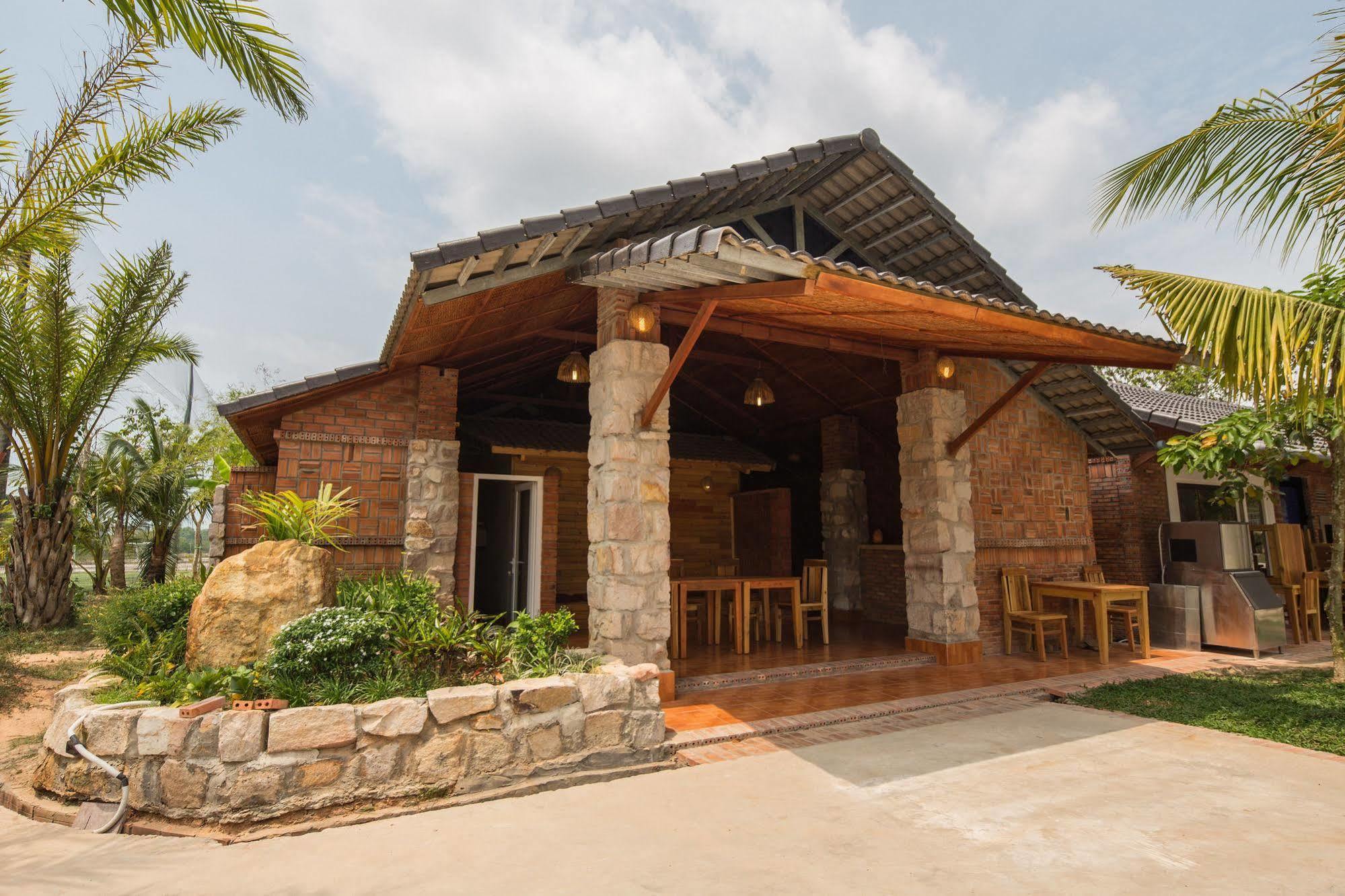 Sen Viet Phu Quoc Resort, Sport & Spa Exteriör bild